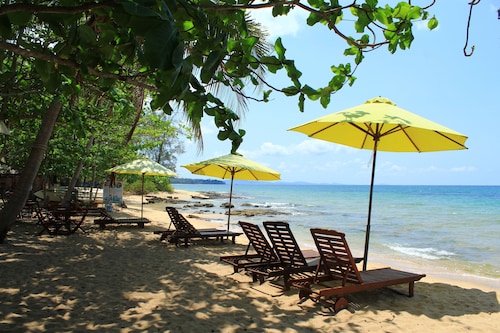 顿巴乌度假酒店