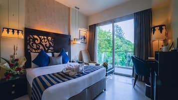 Premium Double Room | Premium bedding, minibar, in-room safe, desk