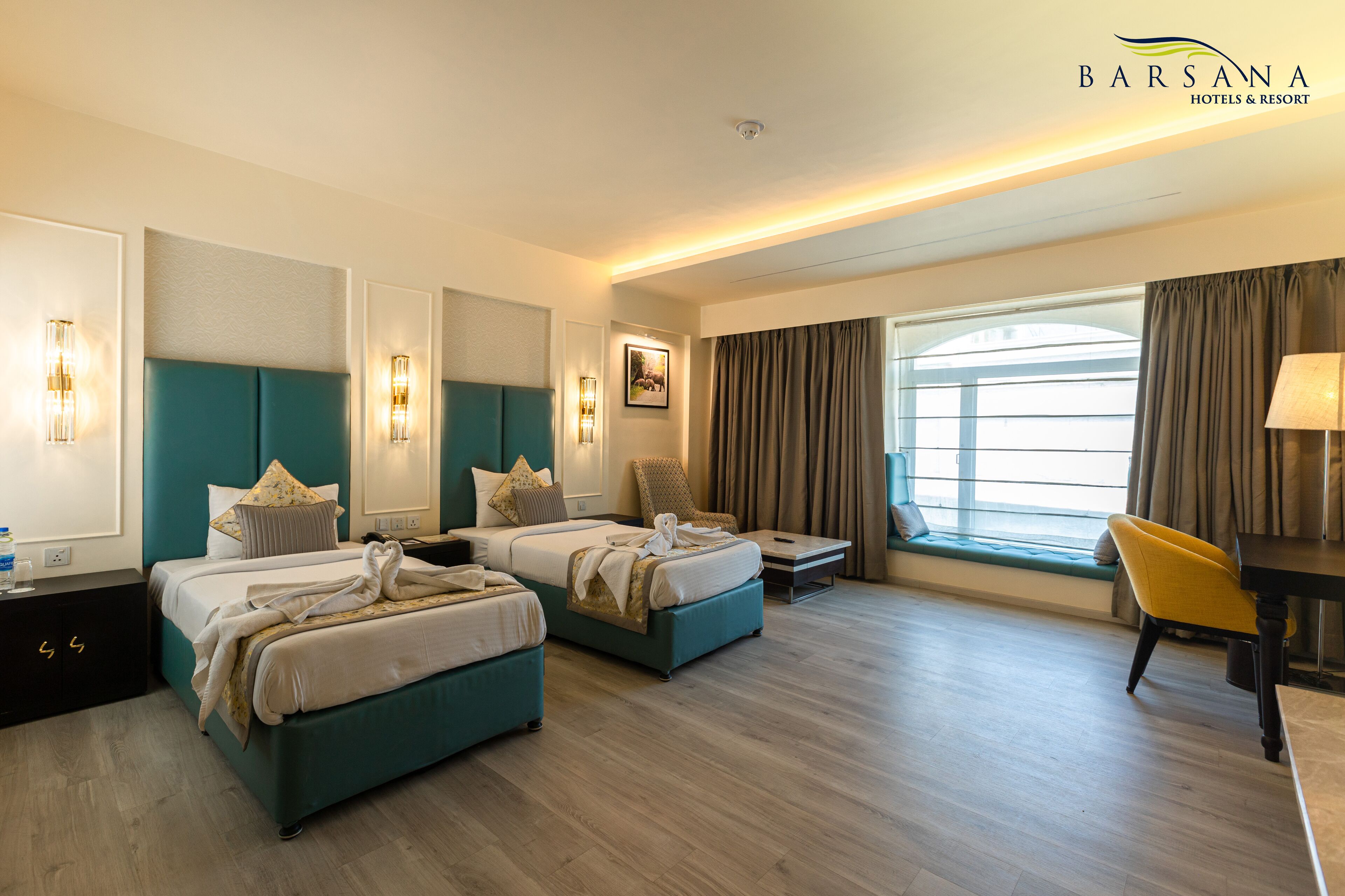 premium double room | premium bedding, minibar, in-room safe, desk