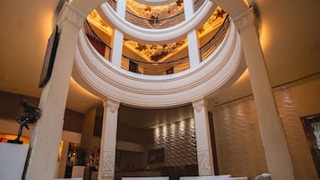 Siddeområde i lobbyen