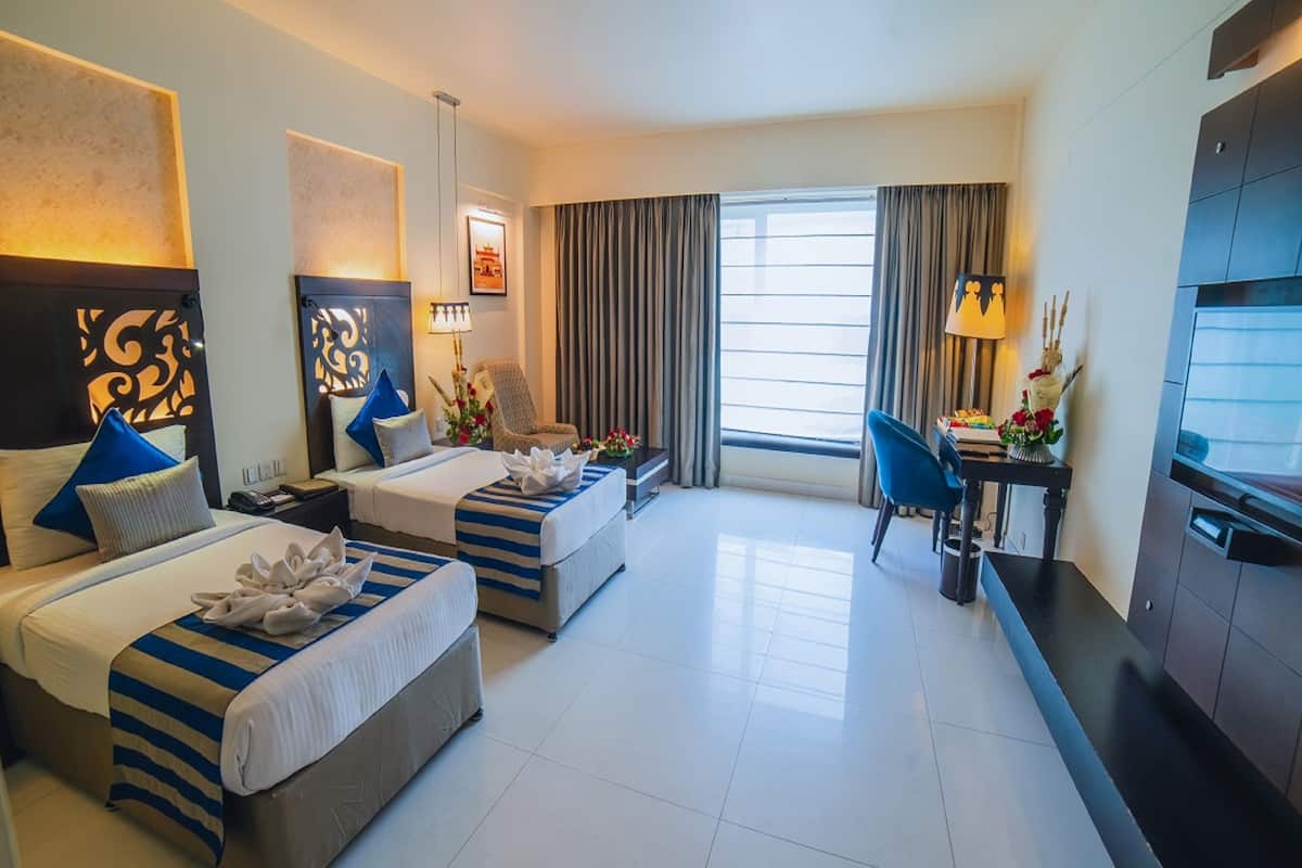 Premium bedding, minibar, in-room safe, desk