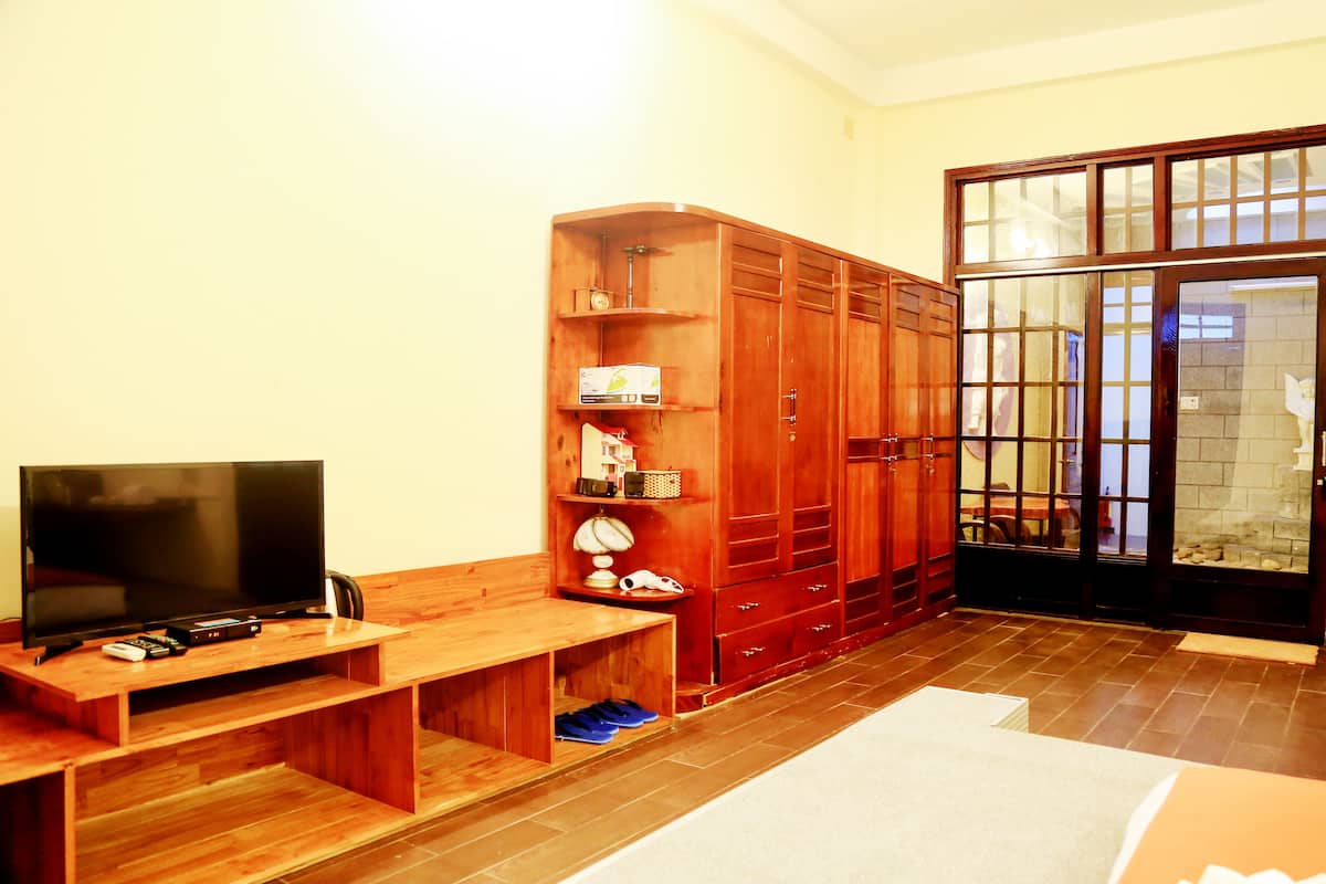 Apartment | Premium bedding, in-room safe, free WiFi