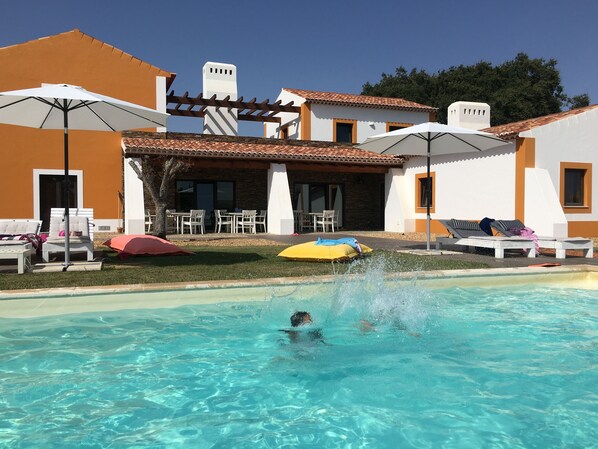 Outdoor pool, pool loungers