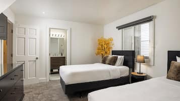 Condo, Fireplace (Enzian 315) | 3 bedrooms, in-room safe, individually decorated, individually furnished