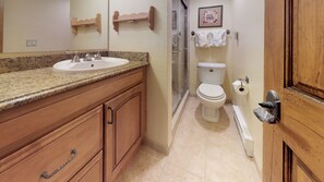 Condo with Loft 3 Bedrooms (3 Bath) | Bathroom | Combined shower/tub, free toiletries, hair dryer, towels - Vantage Point - CoralTree Residence Collection (Vail)