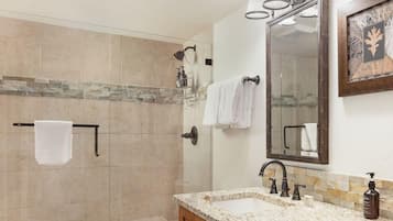 Condo | Property amenity
