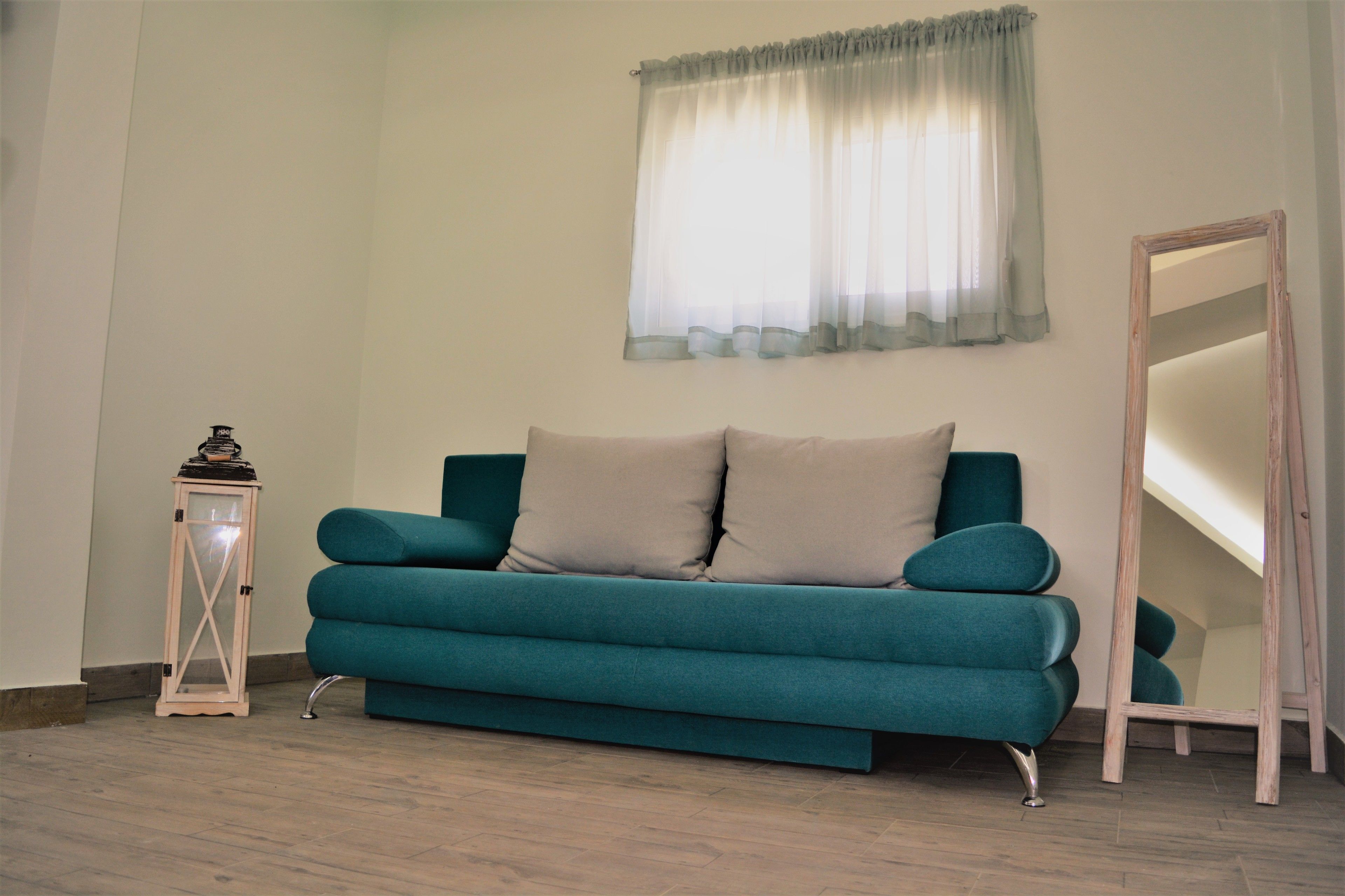 suite | in-room safe, iron/ironing board, free wifi