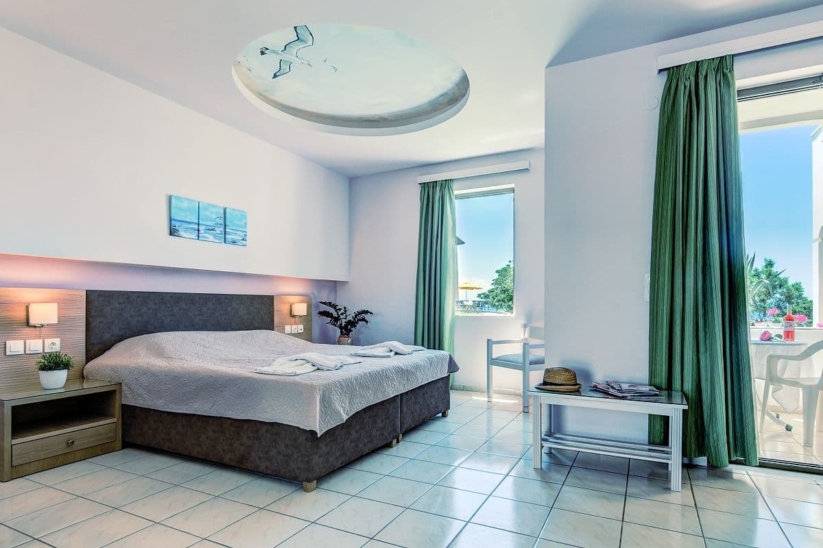 Studio | Cribs/infant beds, free WiFi