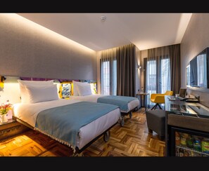 Superior Room | In-room safe, desk, laptop workspace, soundproofing - Lampa Design Hotel - Special Class (Istanbul)