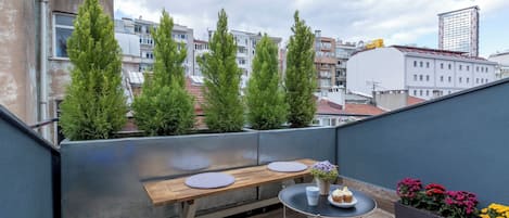 Deluxe Room, Terrace | Terrace/patio