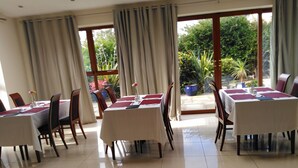 Breakfast area - Avoca Lodge (Dublin)