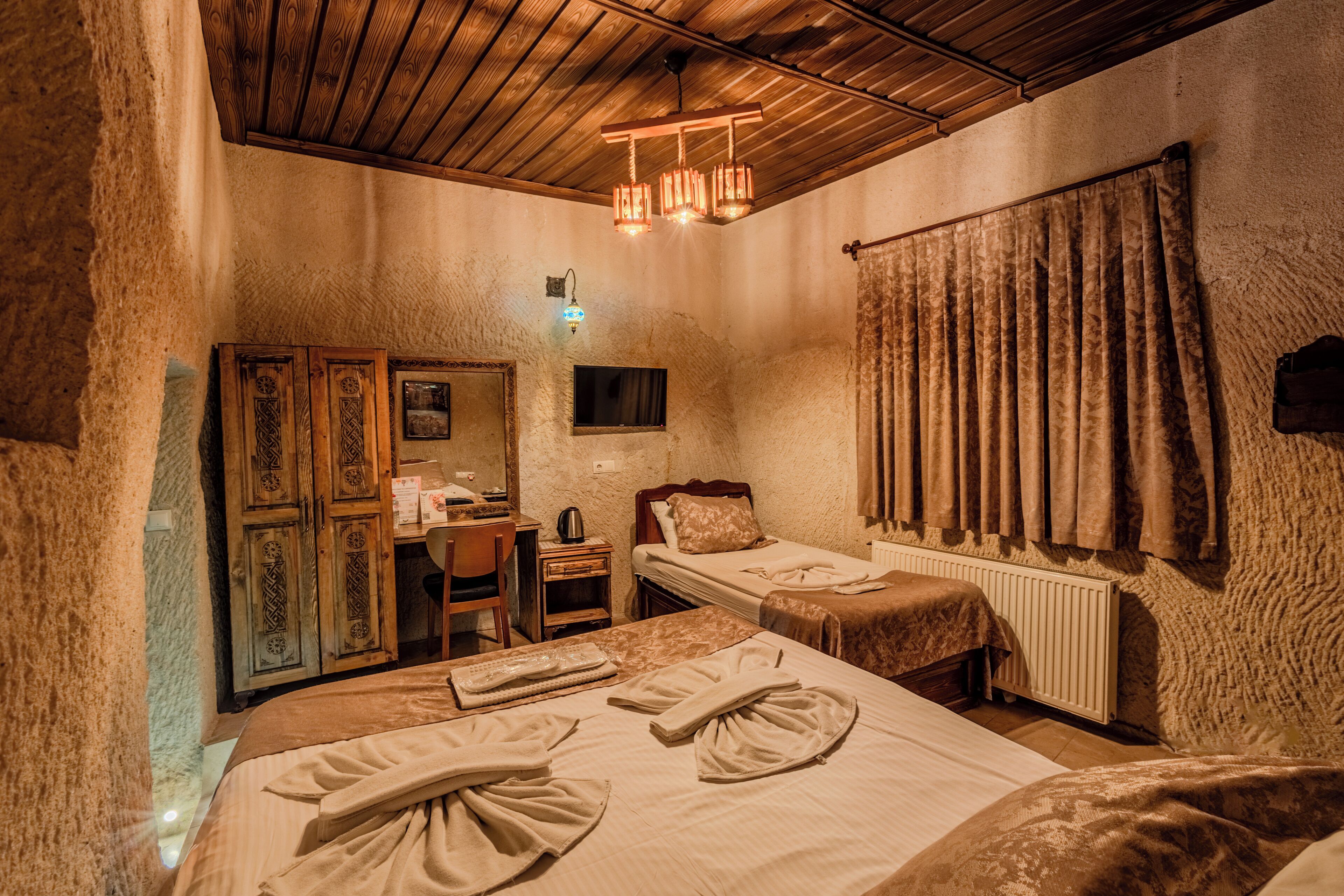 Premium bedding, minibar, in-room safe, soundproofing