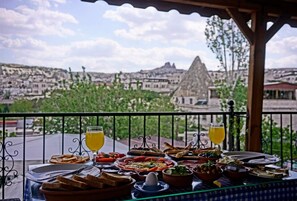 Chambre familiale | Terrasse/patio