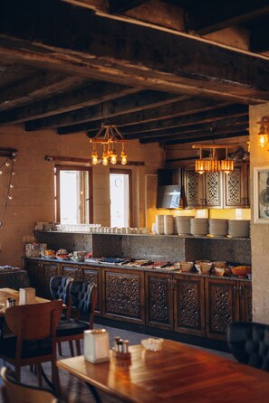 Petit déjeuner buffet compris tous les jours