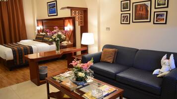 1 bedroom, premium bedding, minibar, in-room safe