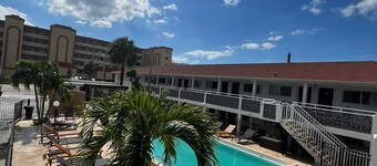 Holiday Isles Resort