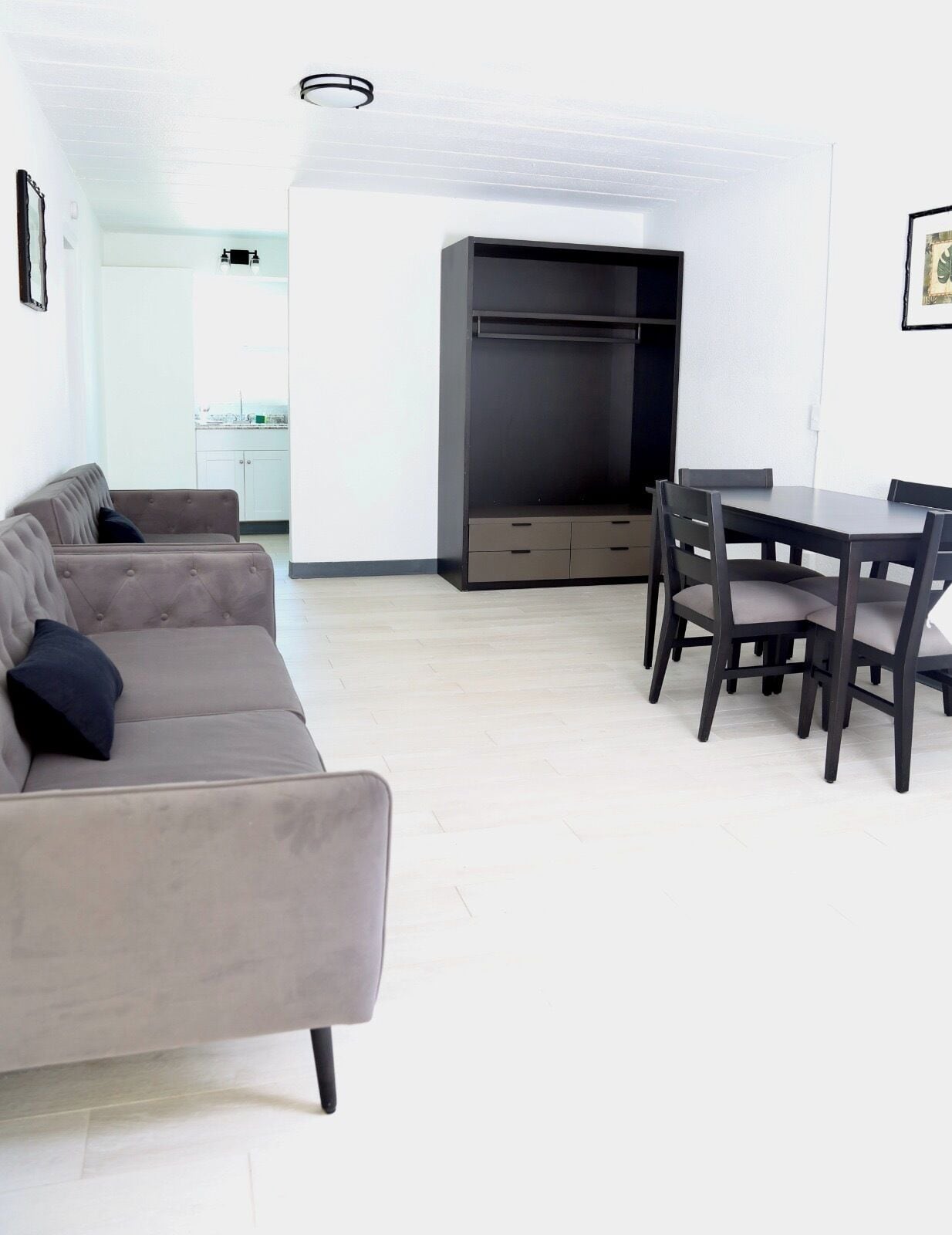 Phòng Suite, 1 phòng ngủ | Phòng cách âm, nôi/giường cho trẻ sơ sinh (phụ phí) 