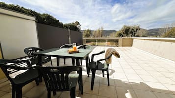 Appartement 6 personnes - 2 chambres - Climatisé - Terrasse - Rénové | Balcon