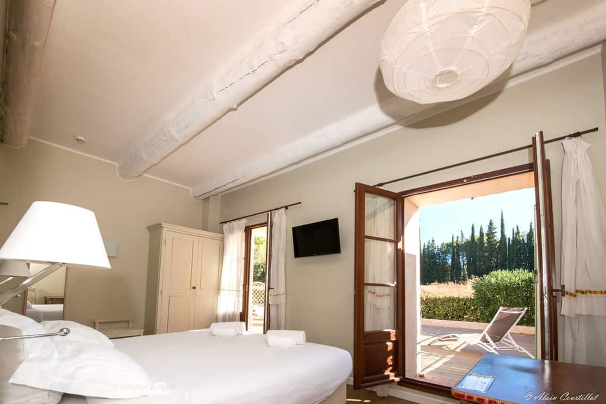 deluxe room, terrace | 1 bedroom, premium bedding, select comfort beds, minibar