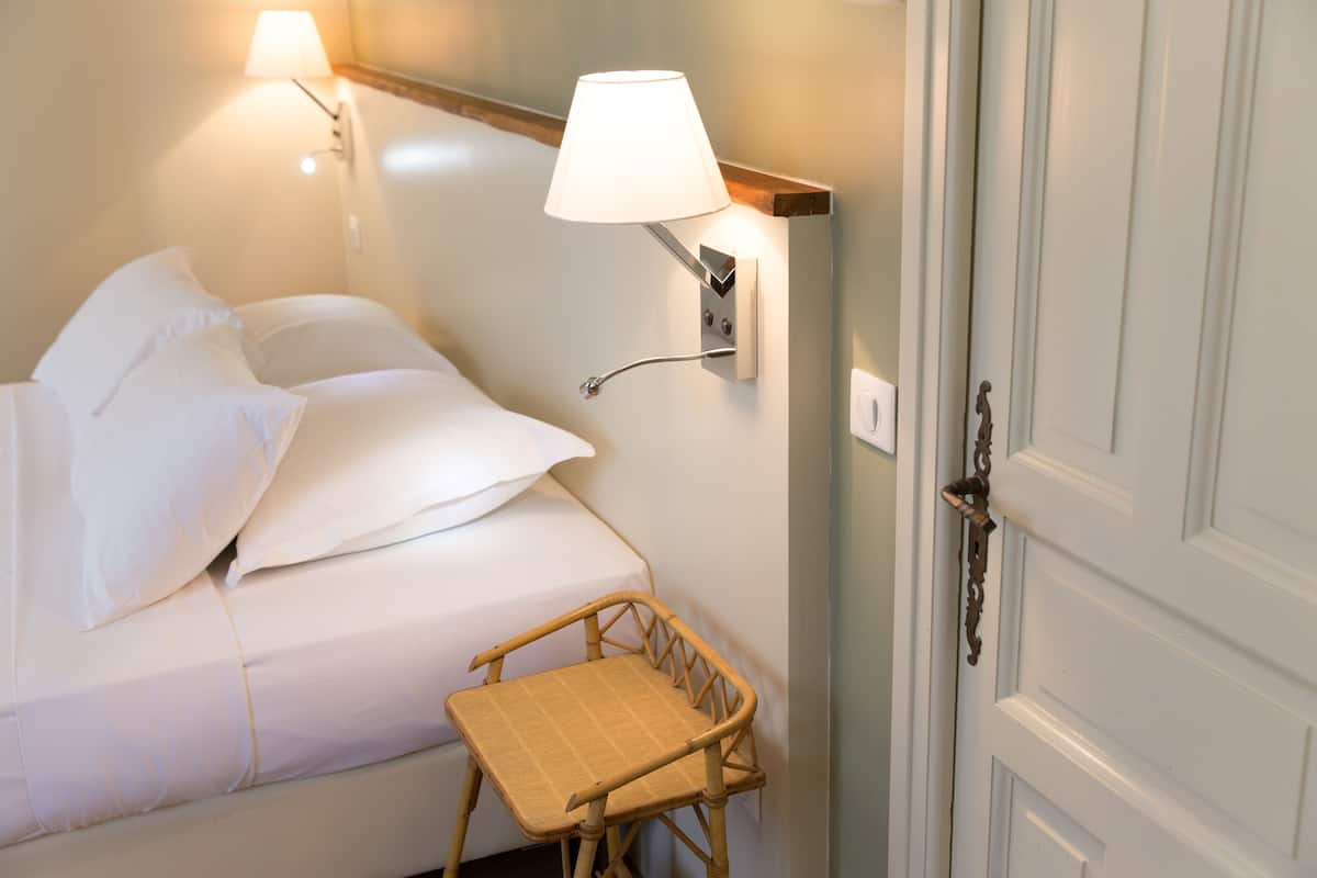 Premium bedding, Select Comfort beds, minibar, individually decorated