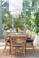 Lunch and dinner served, French cuisine