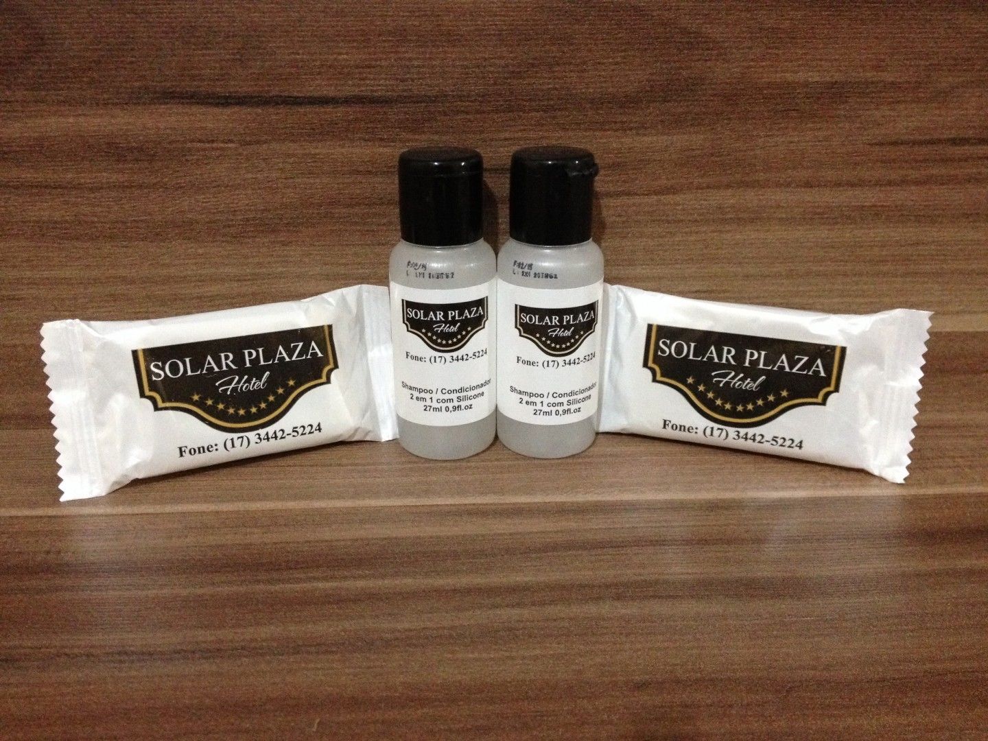 shower, free toiletries