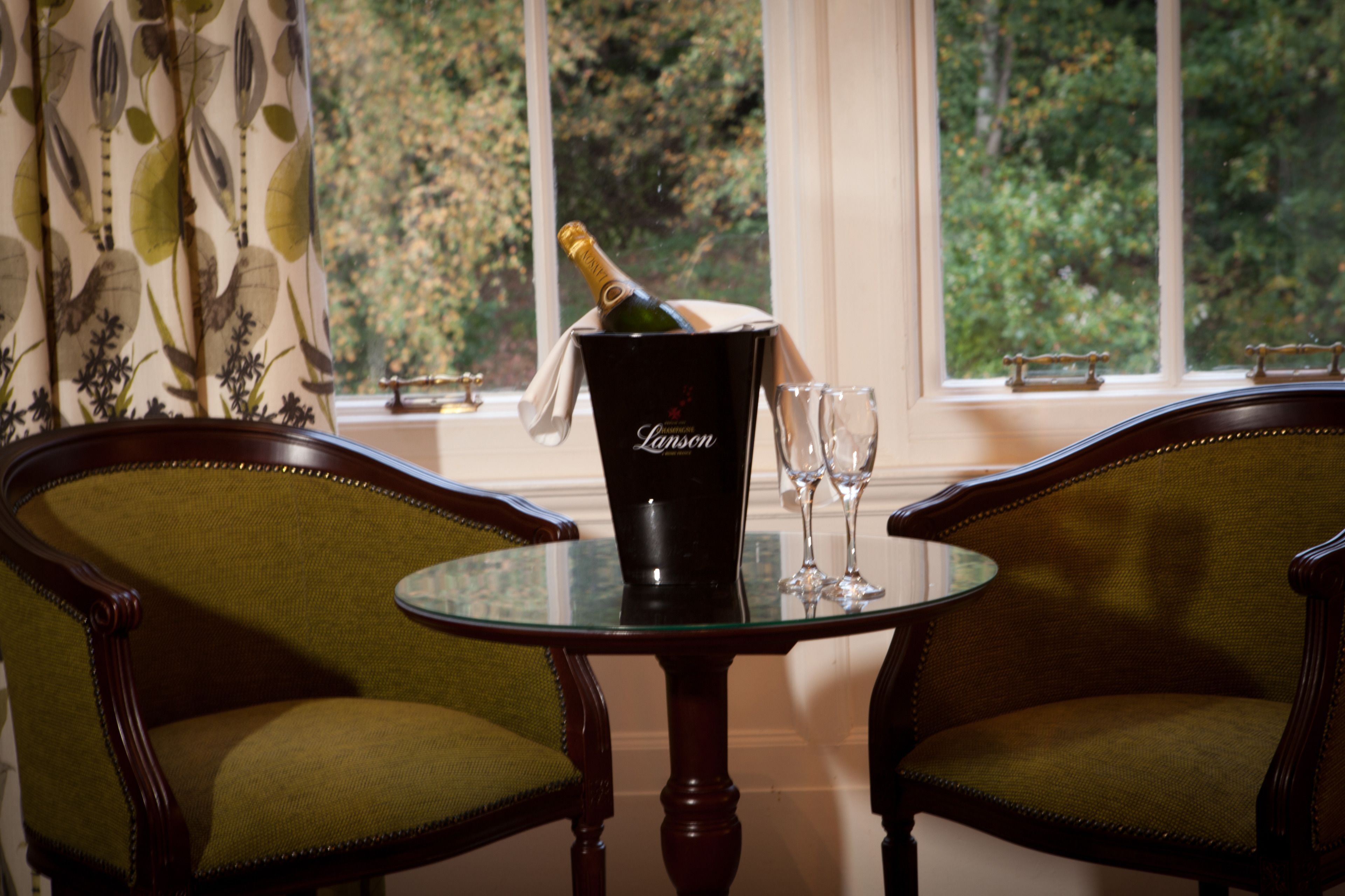 executive suite | 5 bedrooms, in-room safe, desk, iron/ironing board