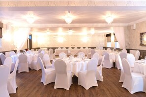 Ballroom - Inglewood House and Spa (Alloa)