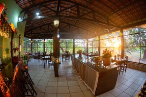 Breakfast, lunch, dinner served; Brazilian cuisine - SouthWild Pantanal Lodge (Pocone)
