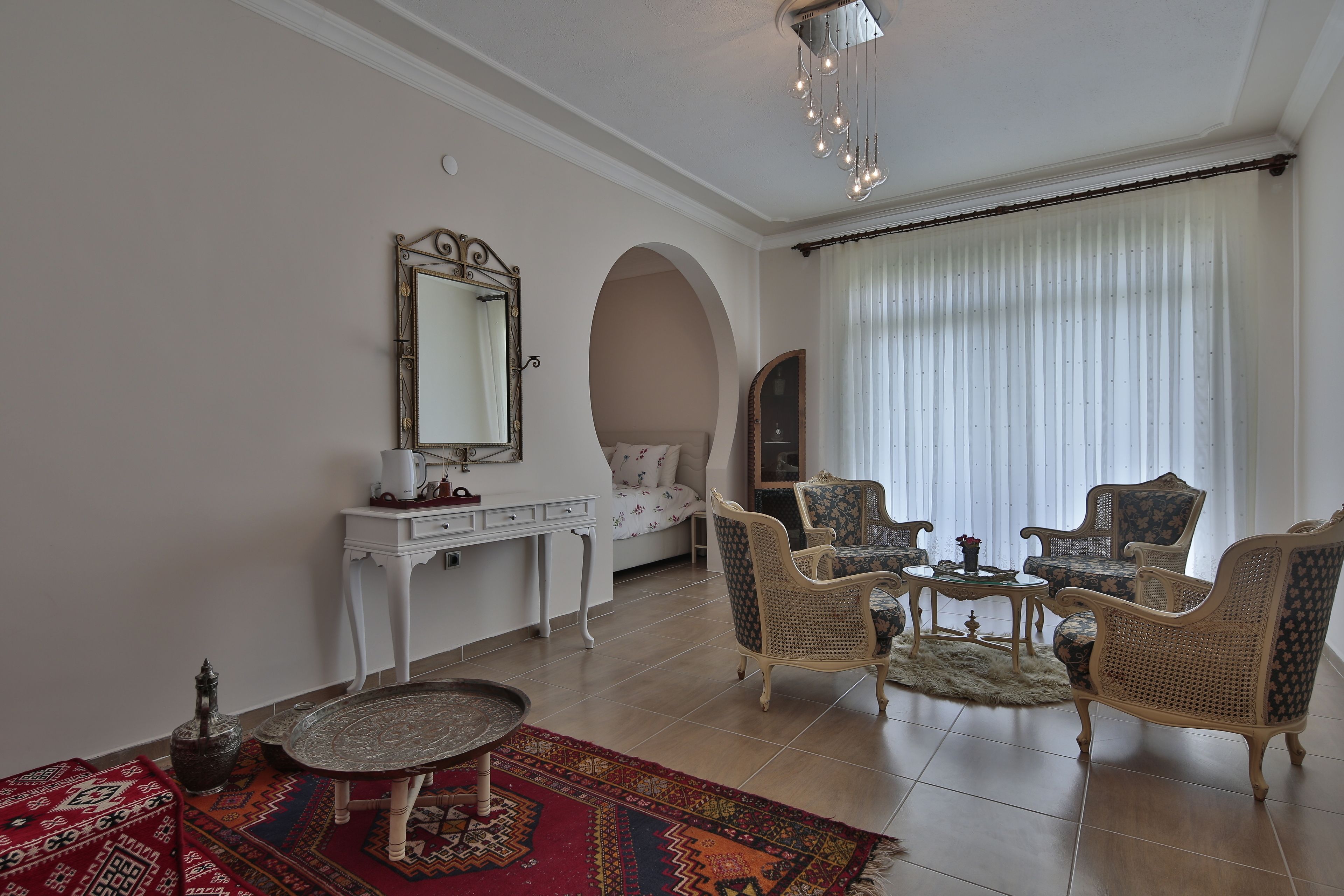 Deluxe Suite | Living area