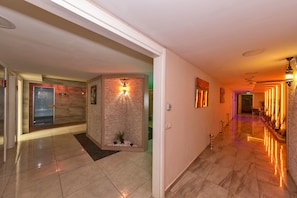 Steam room