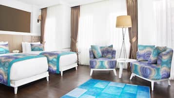 Junior Suite | Premium bedding, minibar, in-room safe, desk