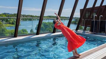 Outdoor pool, open 7:00 AM to 9:00 PM, cabanas (surcharge), sun loungers