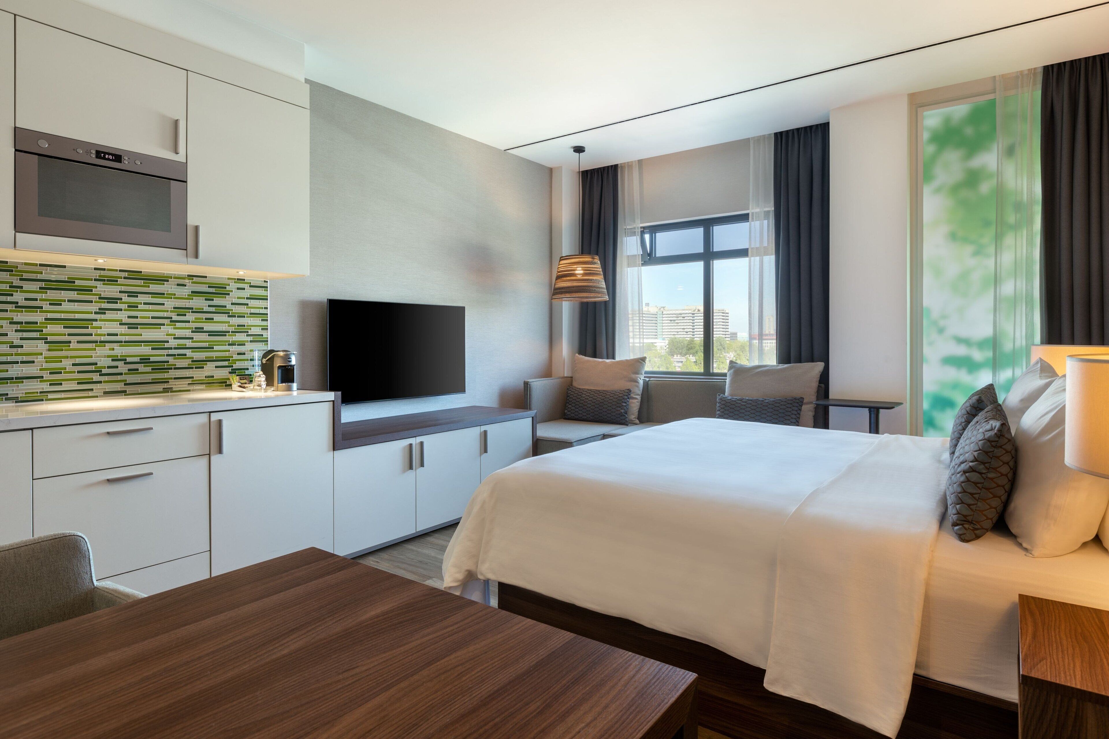 superior studio, 1 king bed (urban, view) | 1 bedroom, premium bedding, pillow-top beds, in-room safe