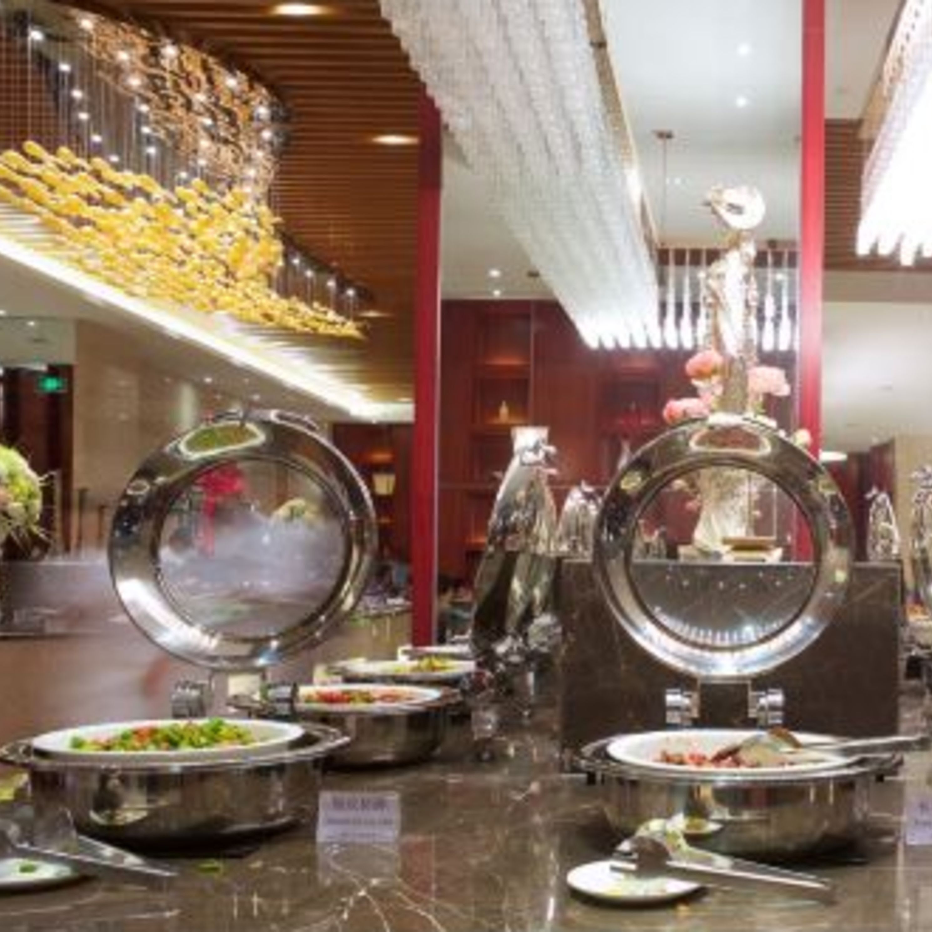 每日供應自助早餐 (每人 CNY48)