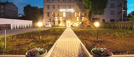 Front of property - evening/night