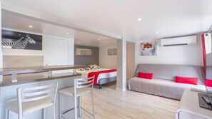 Interior - Lou Trelus (Sainte-Maxime)