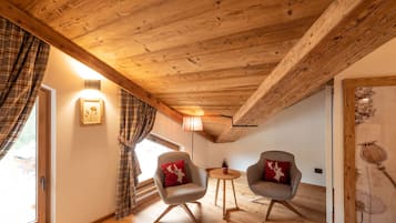 Deluxe Room | 1 間臥室、高級寢具、羽絨被、客房內保險箱
