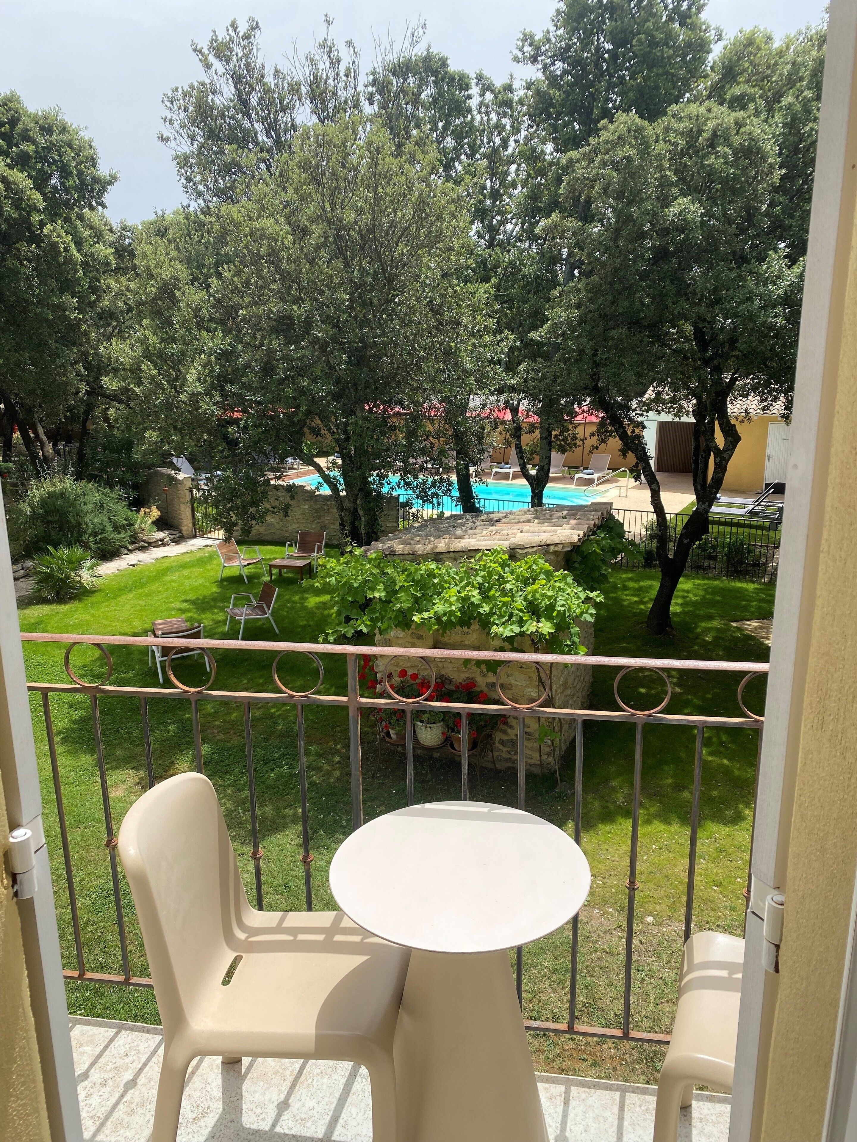 1 bedroom, in-room safe, desk, soundproofing