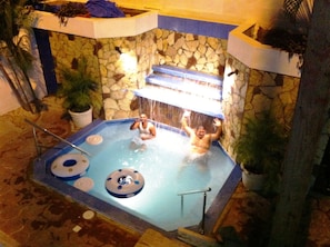 Pool waterfall