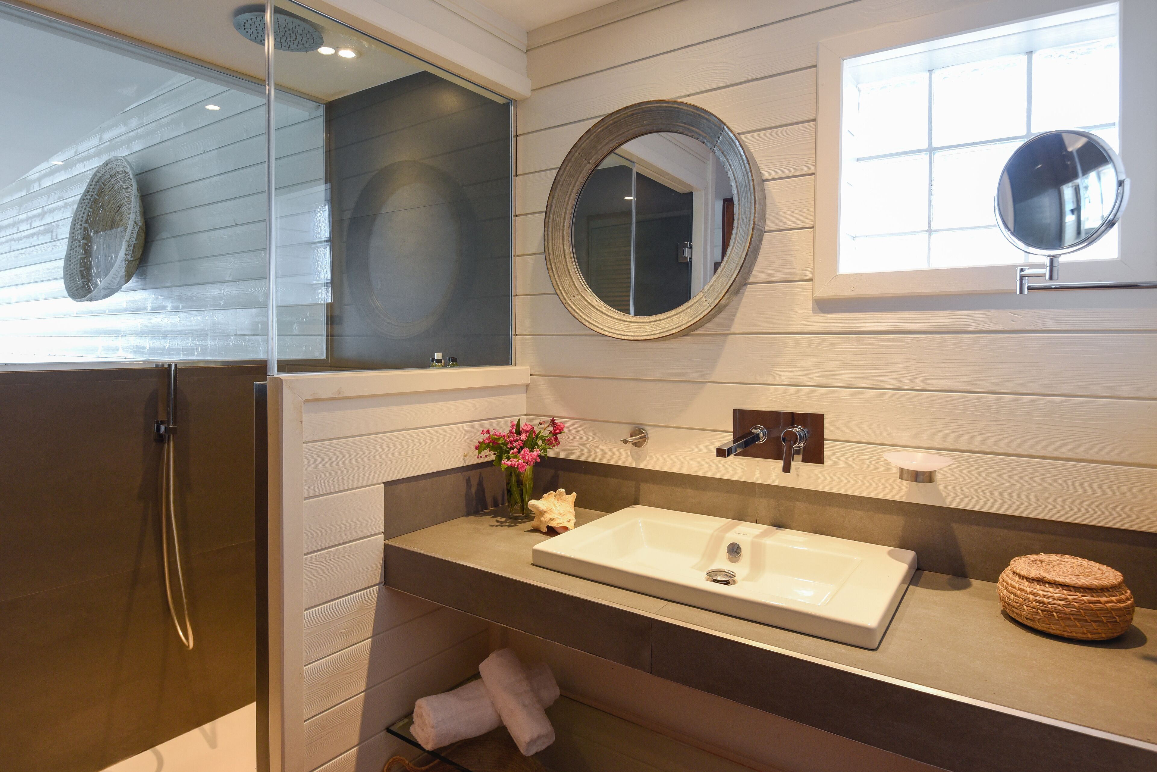 superior double room, 1 king bed, terrace, ocean view | bathroom | shower, free toiletries, towels