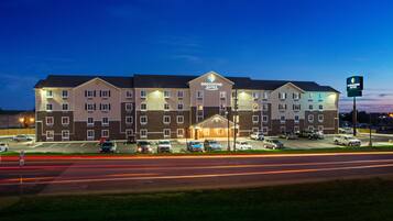 Front of property - evening/night