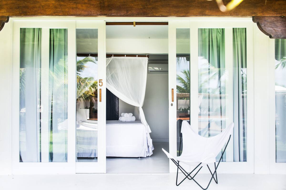 Suite, Pool View | Premium bedding, minibar, blackout drapes, free WiFi