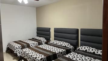 Caja de seguridad en la habitación, escritorio y wifi gratis