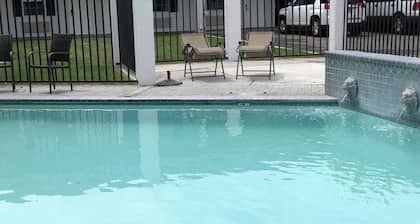 Budget Motel
