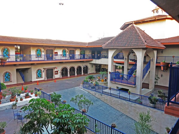 Property grounds - Hacienda Hotel (Reynosa)