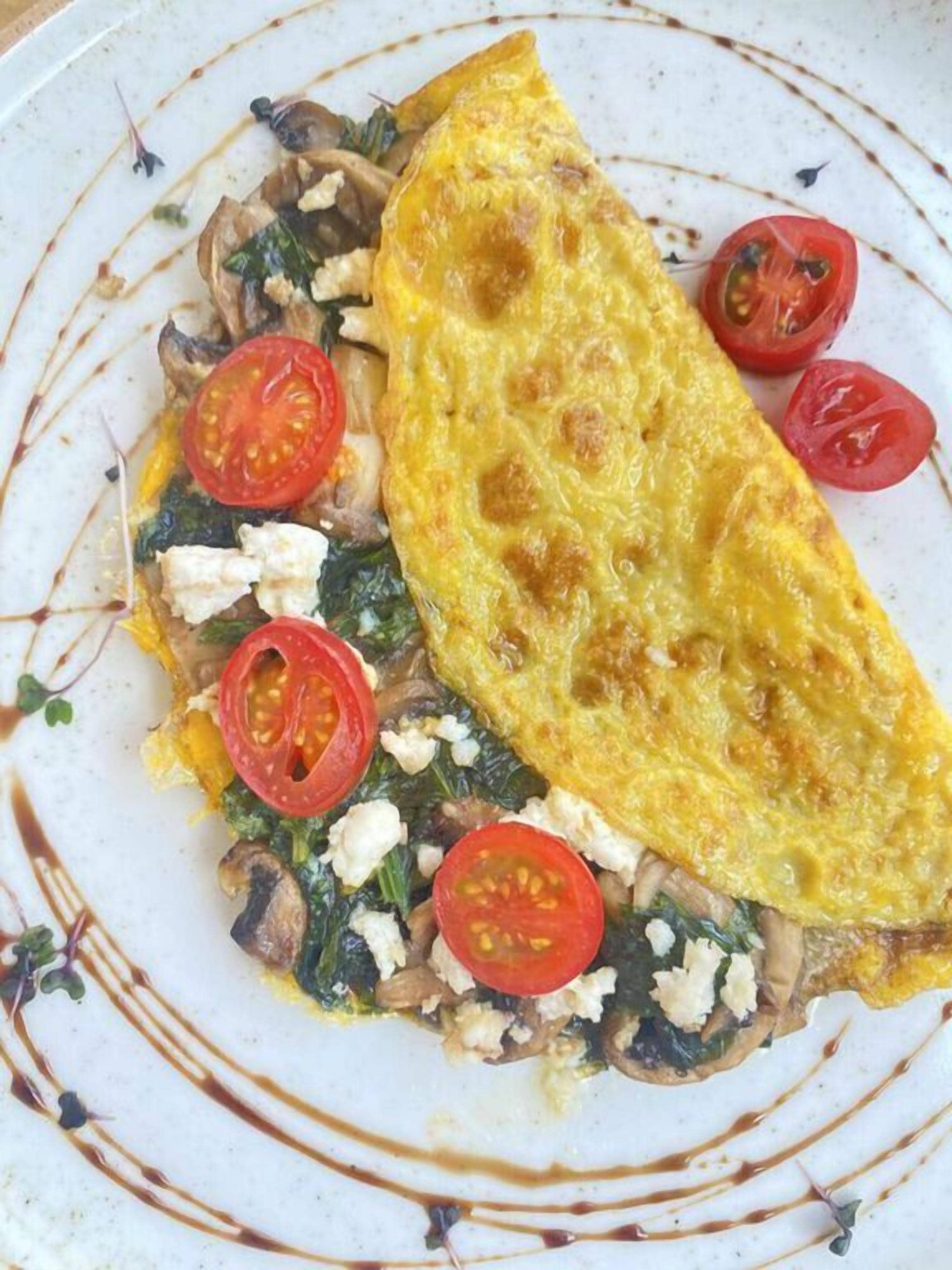 daily cooked-to-order breakfast (cop 35500 per person)