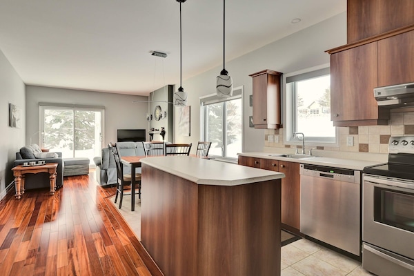 Apartamento, 2 habitaciones | Cocina privada | Frigorífico grande, microondas, horno y placa de cocina