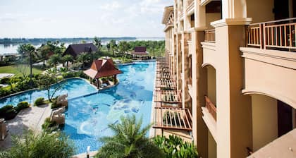 Landmark Mekong Riverside Hotel