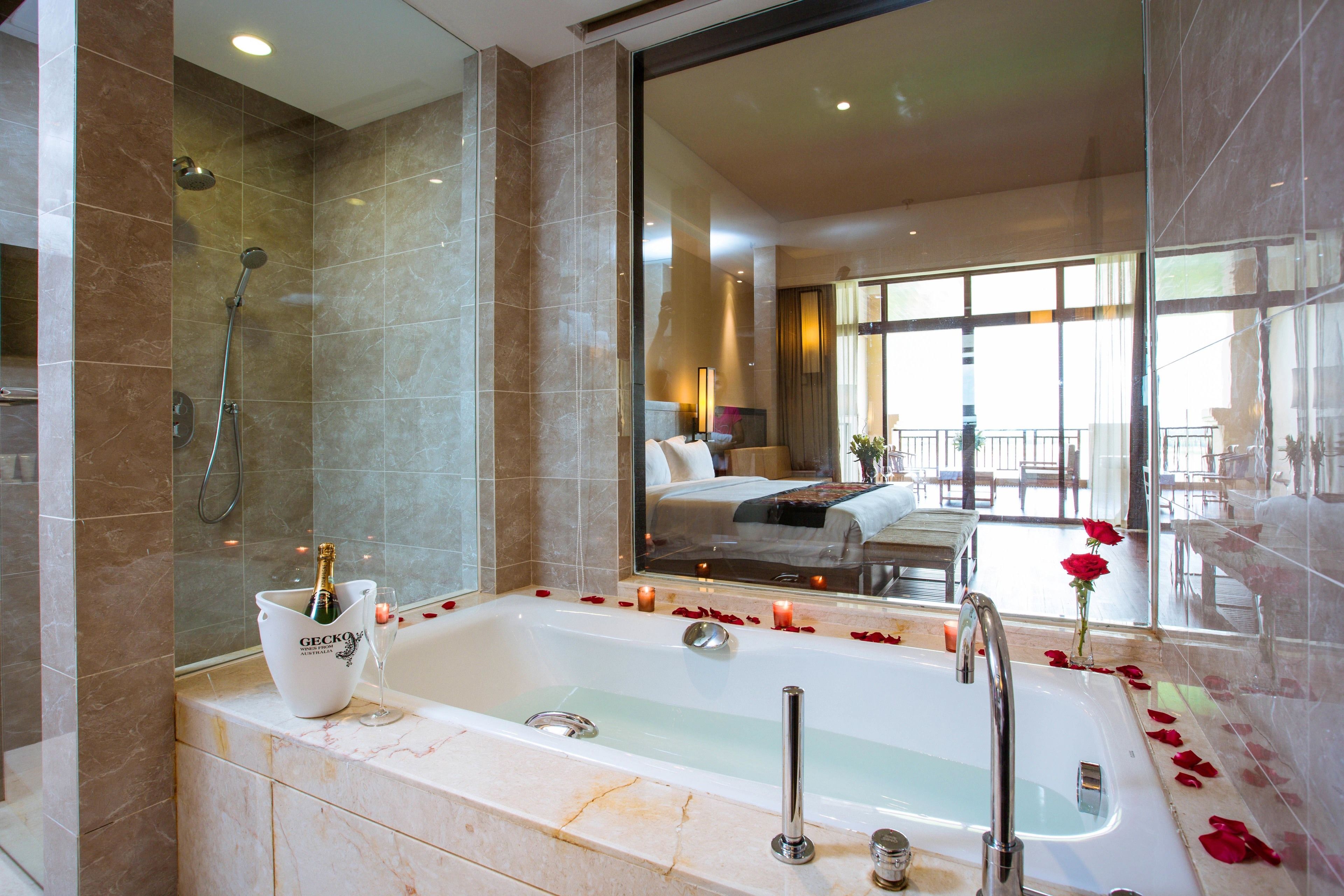 superior double room, 1 bedroom, balcony, river view | view from room